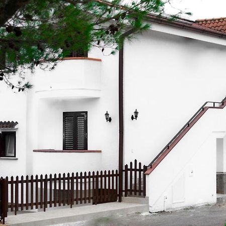 Domus Dams B&B Монтескальйозо Екстер'єр фото